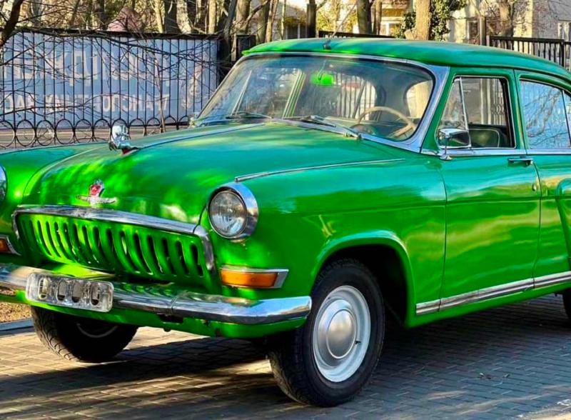 В Україні перереєстрували раритетне авто, якому понад 60 років (Фото)