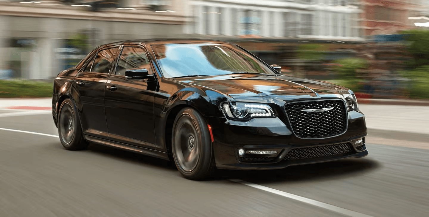 Шалена погоня в Арканзасі: Поліцейські не змогли наздогнати Chrysler 300, що мчав 280 км/год (Відео)