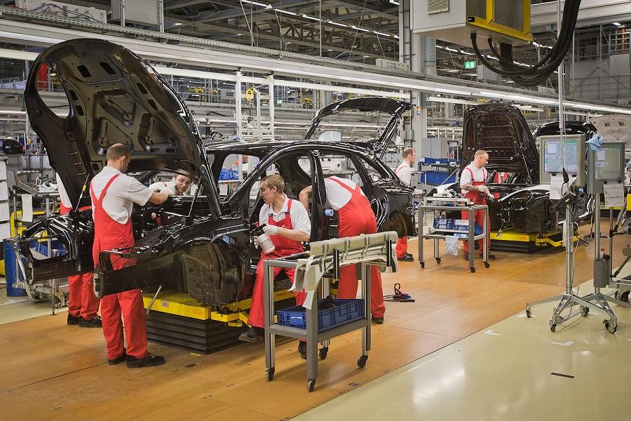 Porsche скоротить 1900 робочих місць до 2029 року