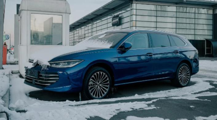 В Києві з’явився новий Volkswagen Passat B9: перші фото та особливості