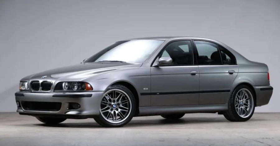 Унікальний BMW M5 E39 2002 року продають на аукціоні