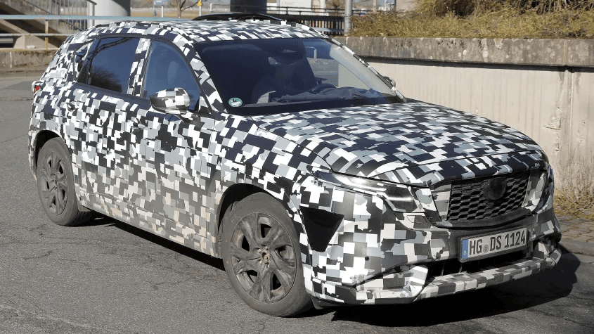 В Мережі з’явилися шпигунські фото нової Mazda CX-5