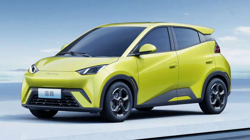 BYD представить електричний міський автомобіль Dolphin Surf