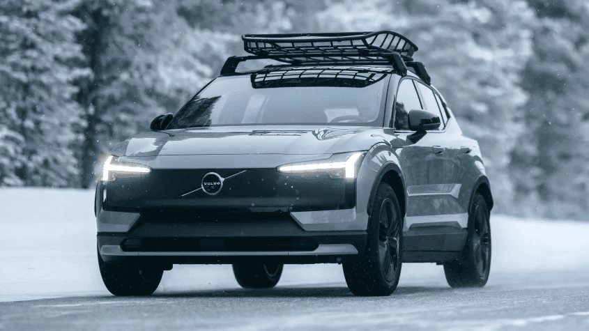 Volvo представили потужний електрокросовер EX30 Cross Country