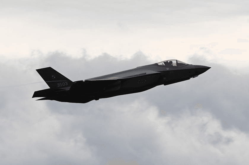 США планують створити новий винищувач F-55 і модернізувати F-22 до Super Raptor