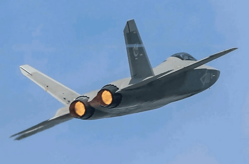 Китай готується до серійного виробництва винищувача J-35: конкурент американського F-35