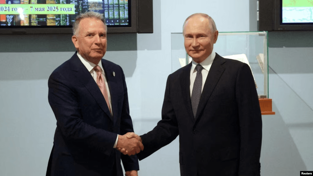 Соцмережі про візит Вітковфа до Москви: курйозні деталі, меми з чебуреком і чутки про можливі мирні переговори між Росією і США
