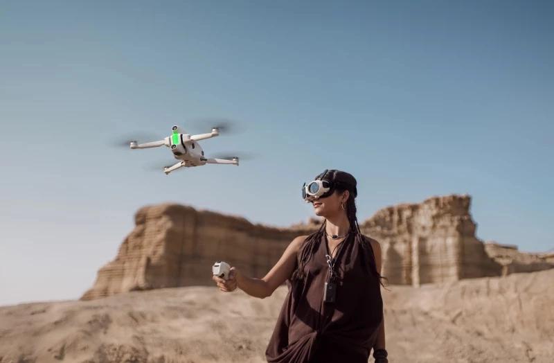 Antigravity A1: перший 8K дрон із 360° оглядом і VR-ефектом польоту