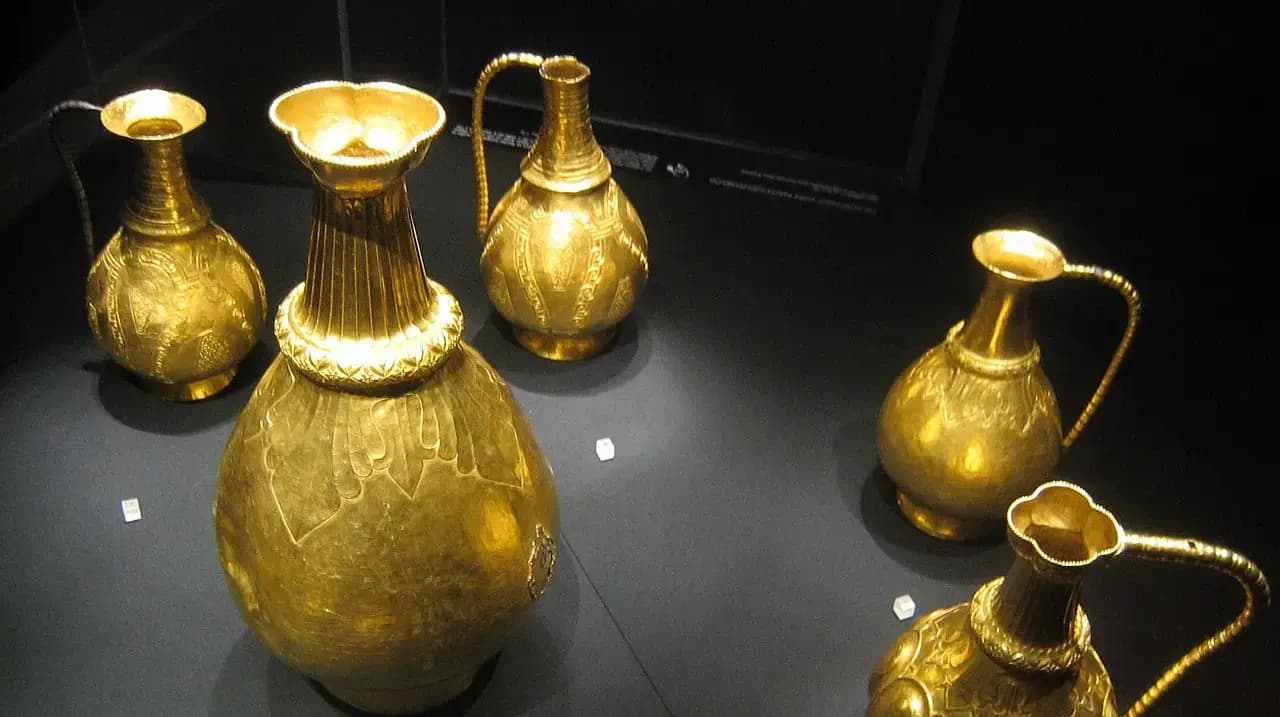 Найбільший скарб України: як діти випадково знайшли 25 кг золота та перстень нащадка Атіли