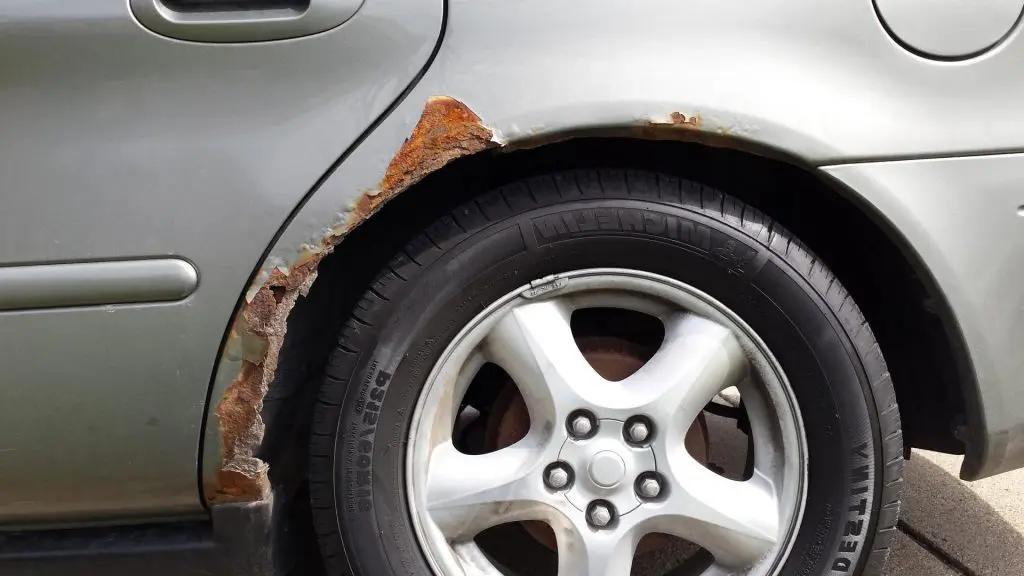 Чому кузов автомобіля іржавіє навіть у нових авто: пояснюють експерти