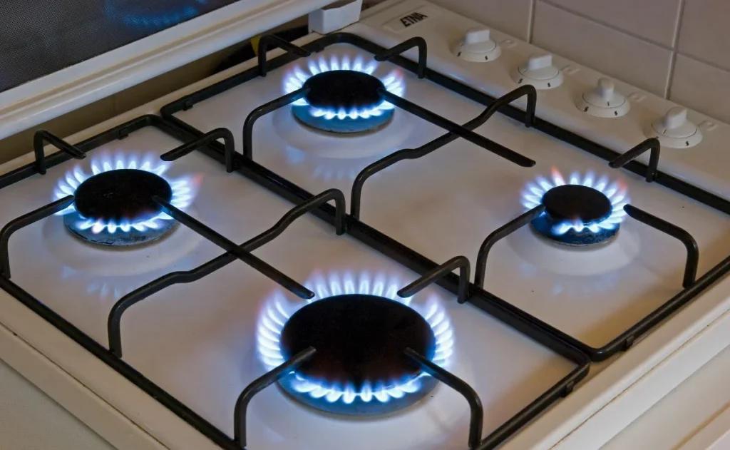 Як очистити решітку газової плити