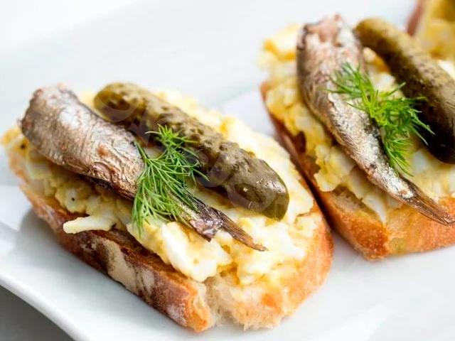 Медики розповіли, чим можна замінити борошняні продукти на дієті