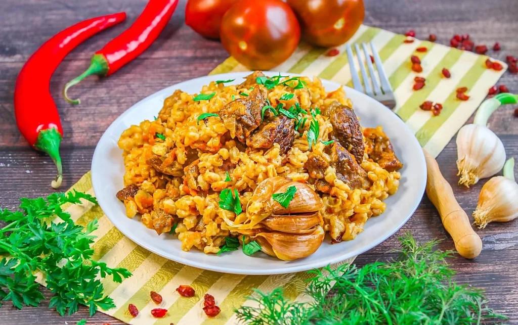 3 секрети приготування плову, якими користуються досвідчені кулінари