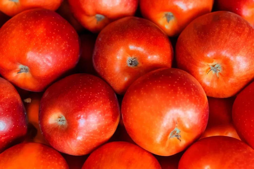Простий і корисний рецепт запечених яблук з корицею та медом