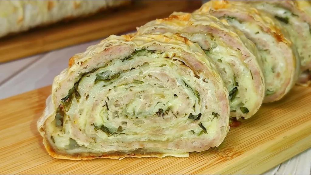 Як приготувати сирні рулетики з лаваша з фаршем