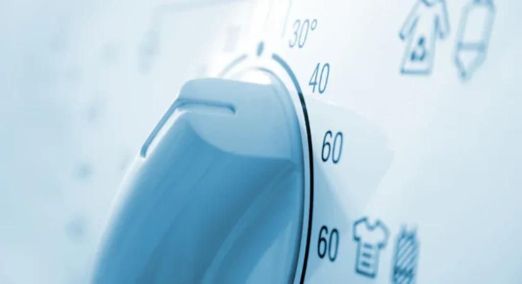 Чому не варто прати речі при температурі 40°C