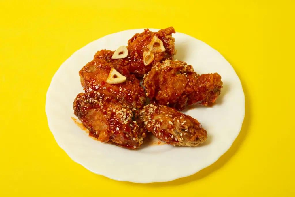 Чому курка в KFC така хрустка? Відтворіть вдома за 5 хвилин