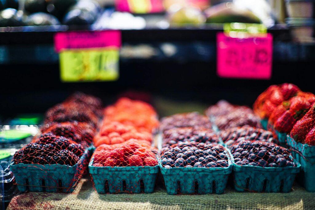 Суперфуди – не панацея: які продукти корисніші та дешевші
