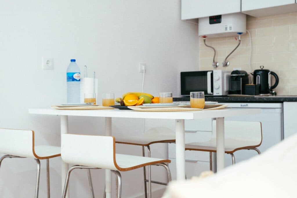 Мікрохвильовка знову блищить: простий спосіб за кілька хвилин