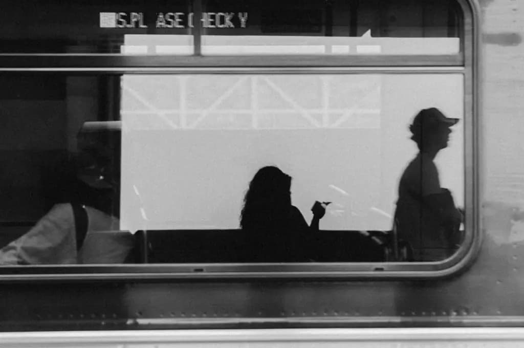 Що кожна друга жінка приховує від чоловіка: таємниці, що руйнують стосунки