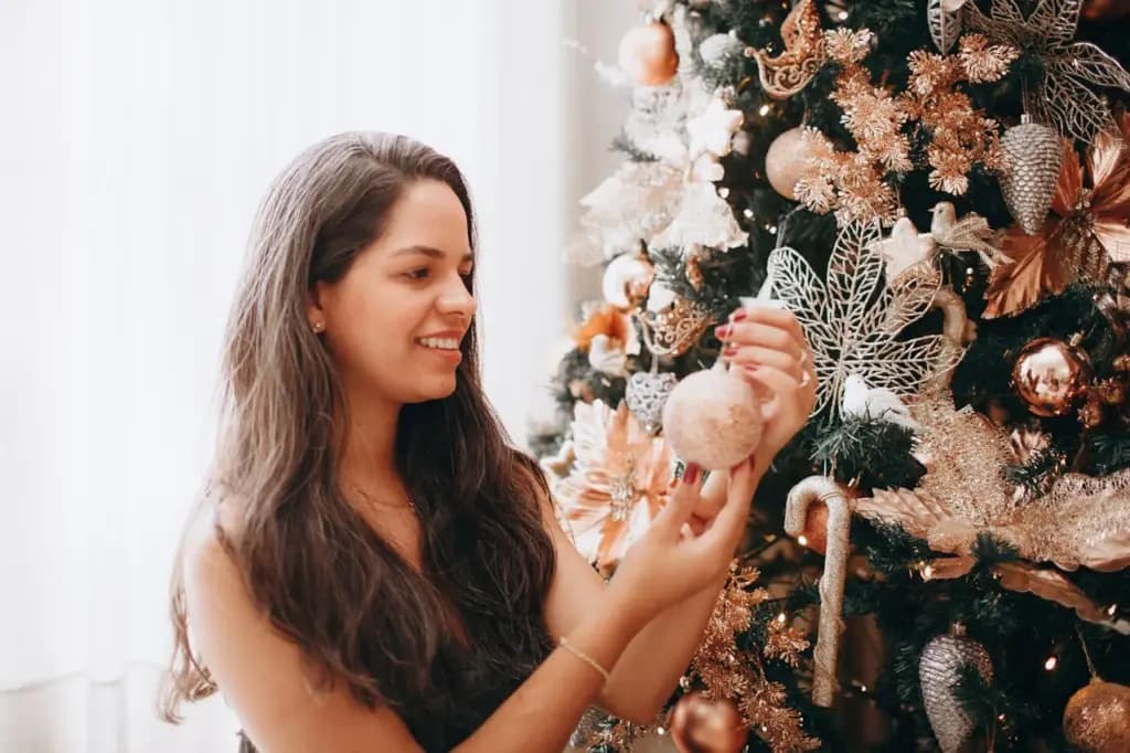 Не “викиньте” власне щастя: яких речей не можна позбуватися під час новорічних свят