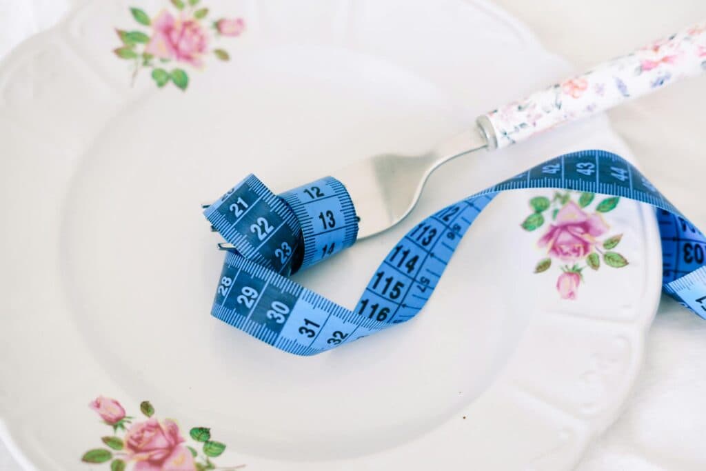 Аутофагія: скільки годин голодування запускає самоочищення клітин