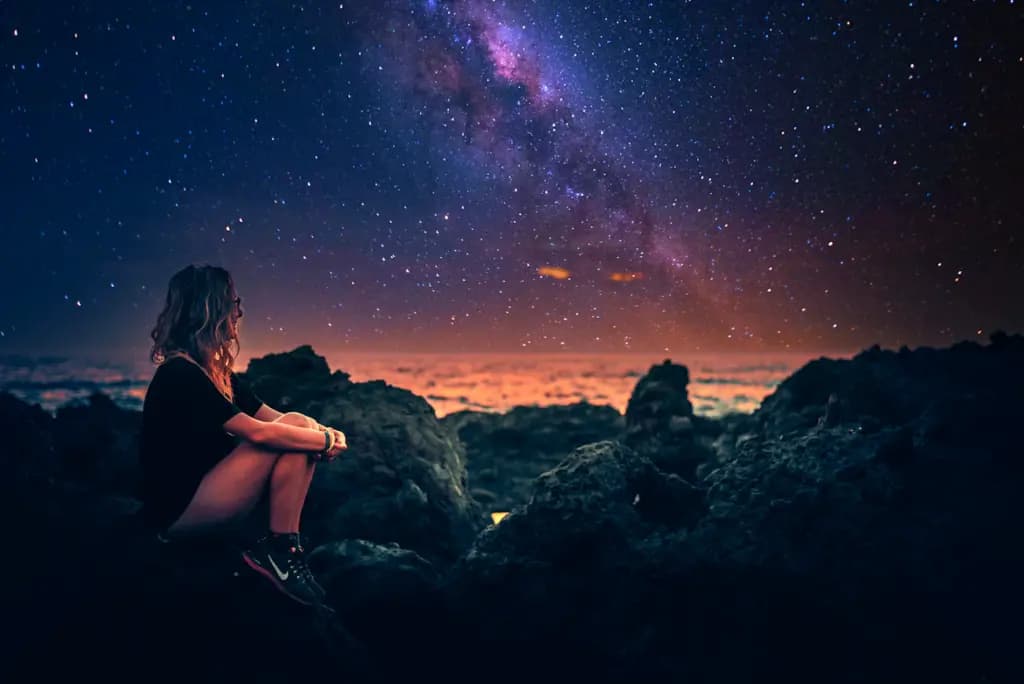 Місяць у Стрільці 2026: три знаки, яким пощастить з грошима