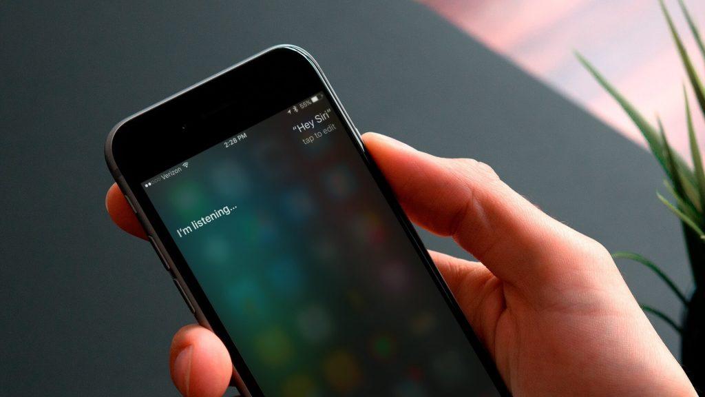 Як виглядає робота Siri в iPhone після встановлення iOS 18, показали наживо