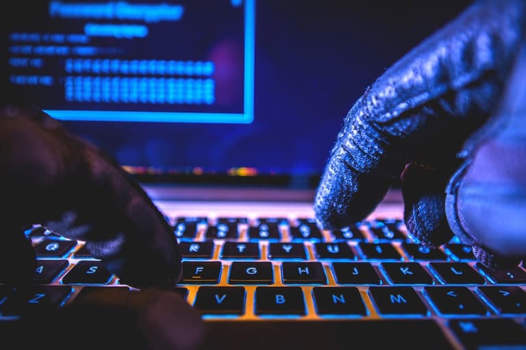 Хакери вкрали у Logitech майже 2 ТБ даних