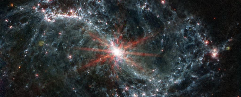 Телескоп JWST розкриває найстарішу чорну діру