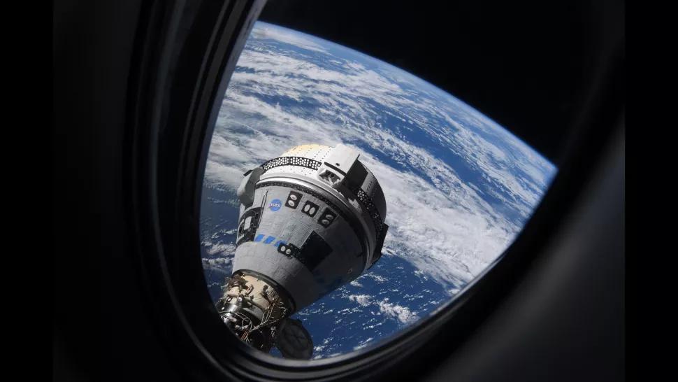 Boeing Starliner затримається на МКС