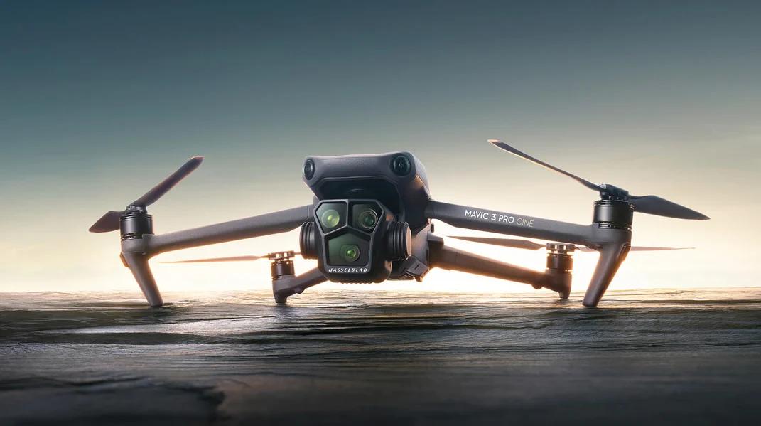 DJI розробляє новий мобільний модем для Mavic 4 Pro з підтримкою 4G/5G