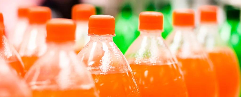 FDA оголошує забороненим у всьому світі інгредієнт газованої води