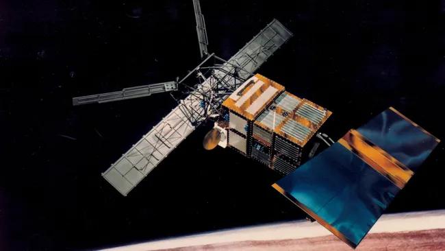 Радар показав руйнування супутника ESA