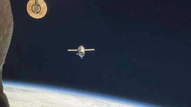 Роботизований російський корабель покинув МКС і згорів в атмосфері Землі