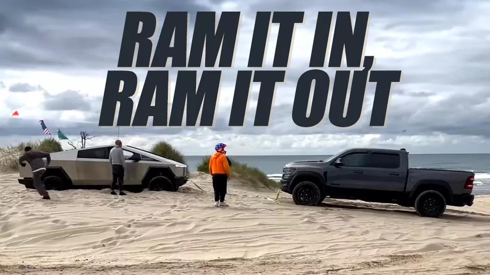 Ram рятує Tesla Cybertruck після того, як він застряг у піску