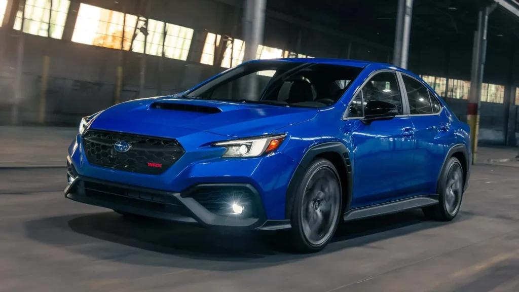Представлена ​​Subaru WRX tS