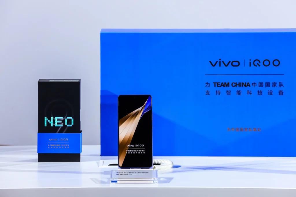 Витоки iQOO Neo9S Pro+ натякають на швидку зарядку 120 Вт і колір «Buff Blue»