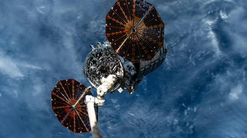 NASA показало знімки Cygnus перед його загибеллю в атмосфері Землі