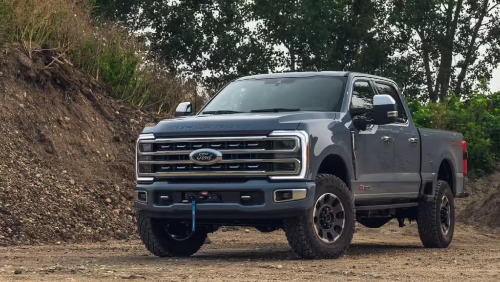 Нове покоління Ford Super Duty отримає гібридну силову установку