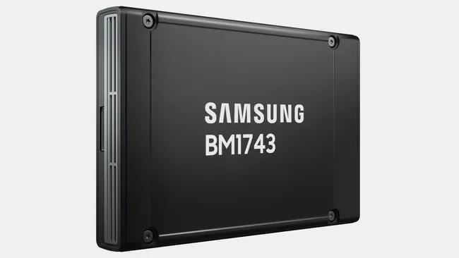 Samsung запускає SSD на 61,44 ТБ та анонсує на 122,88 ТБ