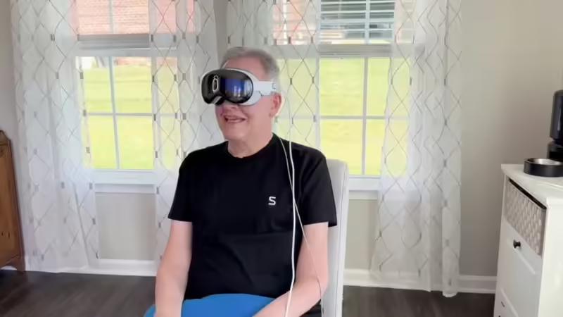 Гарнітуру Apple Vision Pro під’єднали до мозку людини за допомогою імпланту Synchron
