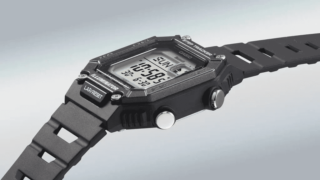 Годинник Casio WS-B1000 отримав лічильник кроків, а батарея повинна витримати до 2 років роботи