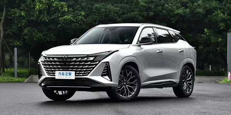 Представлений новий кросовер Changan UNI-Z 1.5T