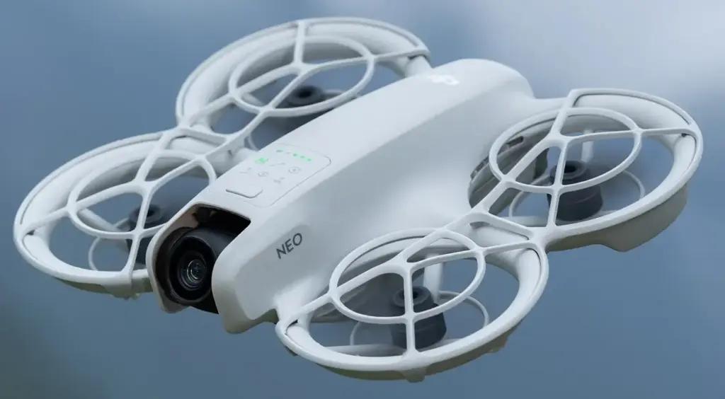 Представлений найменший дрон бренду DJI Neo із записом у 4K