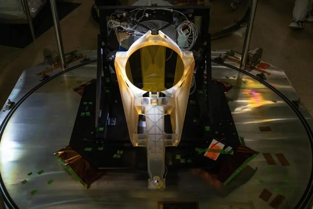 NASA представило прототип телескопа для космічного детектора гравітаційних хвиль