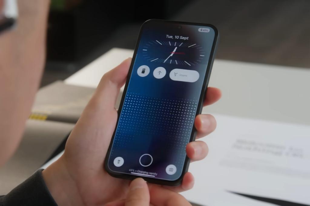 Генеральний директор Nothing натякає на створення ОС Nothing, яка конкуруватиме з Android та iOS