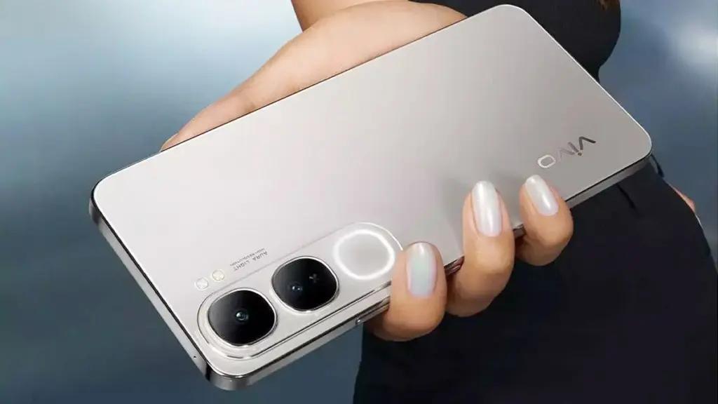 Характеристики Vivo Y300 5G просочилися напередодні презентації 21 листопада