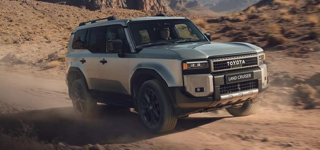 Toyota покаже Land Cruiser Base на початку січня