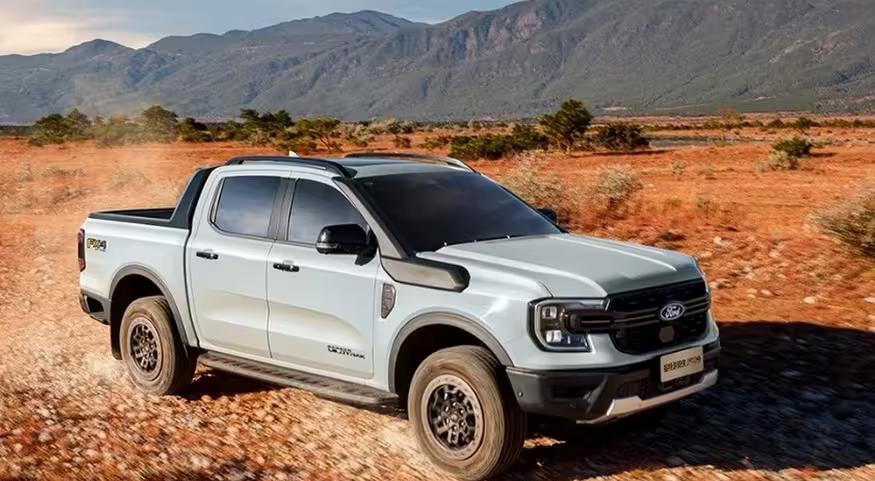 Представлений покращений позашляховик Ford Ranger Sand Fox